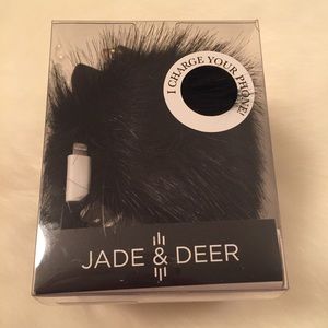 Cat keychain with phone charger